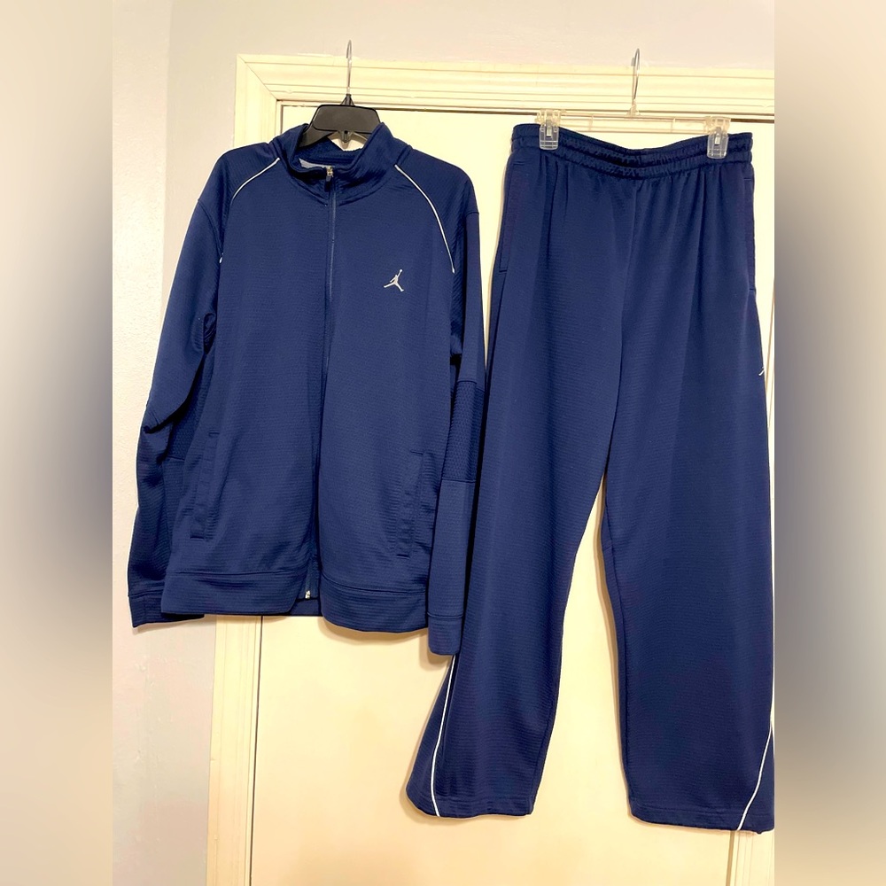 Jordan 2 piece quilted design tracksuit.